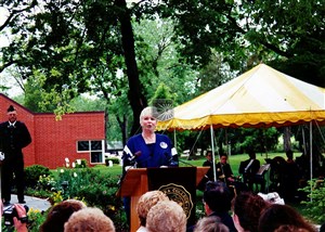 Image description is not available for 2000.039